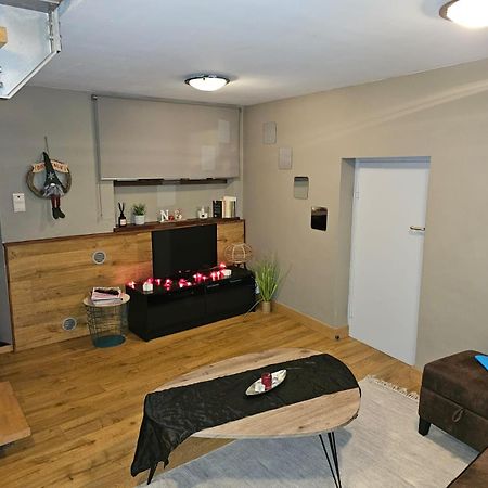 Gite Le Pt'I Baillis Nismes Exterior foto